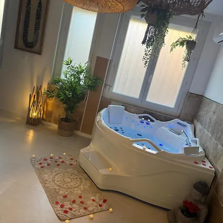 Apartman Bali Romantique Tantra Jaccuzi Perpignan